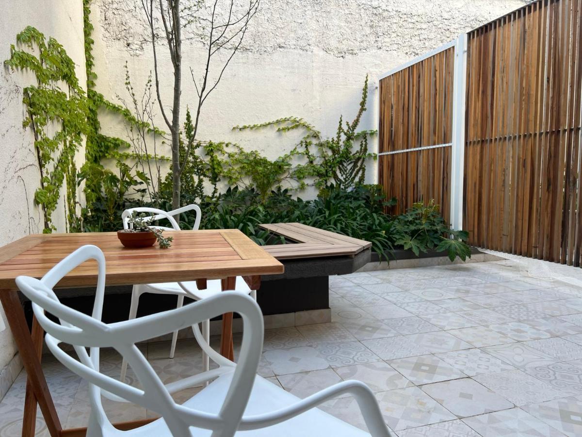 Plaza Sarmiento, Moderno Loft Con Patio Apartment